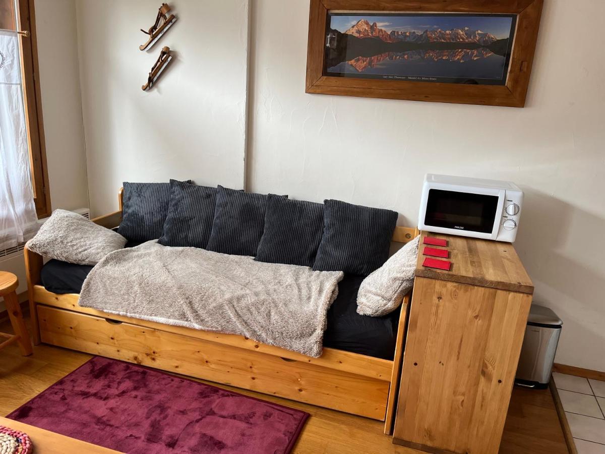 Bright refurbished apartment - Central Les Houches Extérieur photo